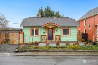2418 F St, Bellingham, WA 98225