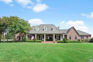 22221 Rabbit Run Dr, Baton Rouge, LA 70817