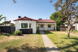709 E 9th St, Pomona, CA 91766
