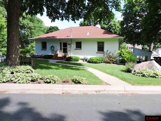 25 Eginton Rd, Mankato, MN 56001