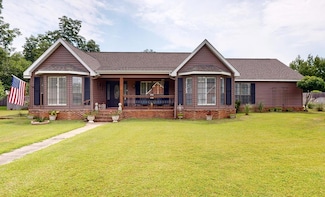103 Yorkshire St, Dothan, AL 36305