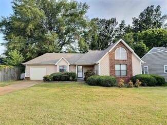 6565 E Mallard Ridge Dr, Memphis, TN 38141