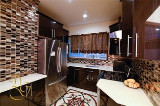 821 E 13 St, Brooklyn, NY 11230