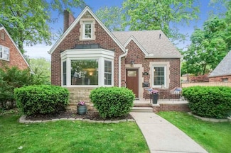 3619 Kenmore Rd, Berkley, MI 48072