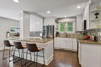 6009 Abbott Ave S, Edina, MN 55410