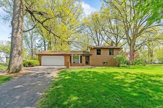 4110 Woodstock Dr, Fort Wayne, IN 46815