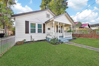 1132 E 28th St, Houston, TX 77009