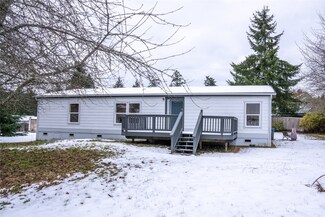 1104 NW Liberty Ln, Poulsbo, WA 98370