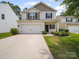 8314 Paw Valley Ln, Charlotte, NC 28214