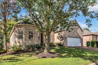 949 Century Oak Dr, Nashville, TN 37211