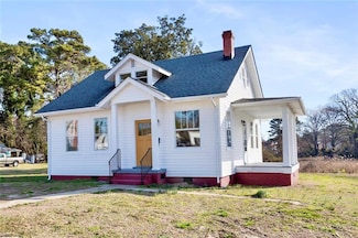 120 Hanover Ave, Hampton, VA 23661