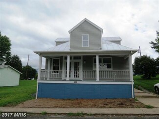202 Deford Ave, Stanley, VA 22851