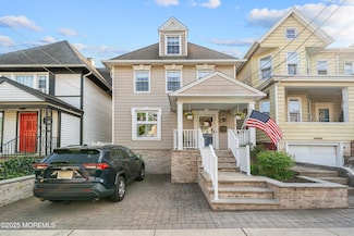 32 W 35th St, Bayonne, NJ 07002