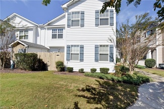 2421 Leytonstone Dr, Chesapeake, VA 23321