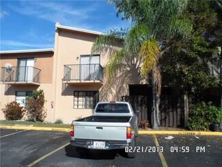 3427 SW 52nd Ave, Hollywood, FL 33023