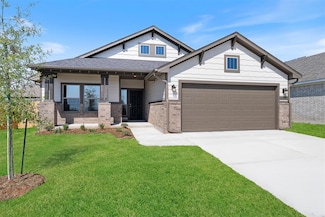 12825 NW 4th St, Yukon, OK 73099