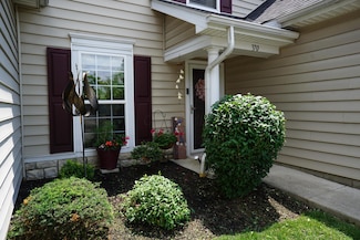 370 Piney Creek Dr, Blacklick, OH 43004
