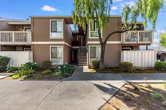 8155 Westwood Dr Unit 13, Gilroy, CA 95020
