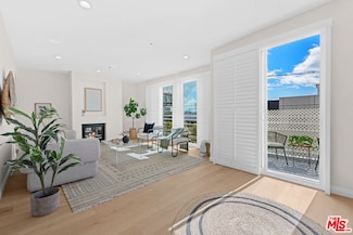 11920 Goshen Ave Unit 402, Los Angeles, CA 90049