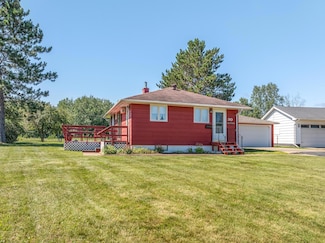 30 Fir Cir, Babbitt, MN 55706