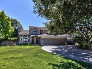 20330 Espana Ct, Salinas, CA 93908