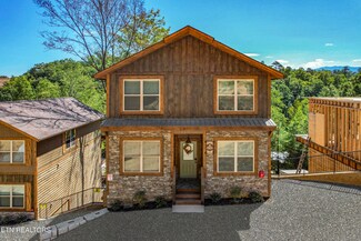 3031 Ridge Top Resort Way, Pigeon Forge, TN 37863
