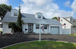 3559 Verona Place, Seaford, NY 11783