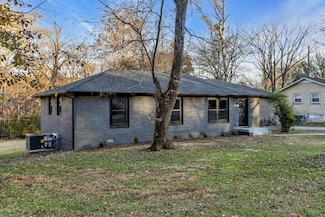 2065 Shelby Dr, Clarksville, TN 37043