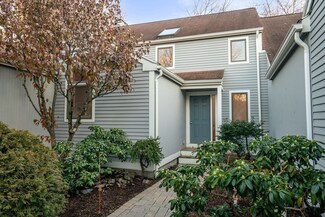 26 Pickwick Way, Wayland, MA 01778