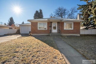 970 9th St, Idaho Falls, ID 83404