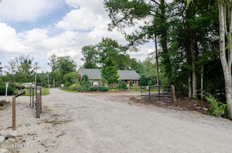 2120 Old Winter Park Rd, Wilmington, NC 28405