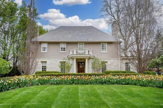 2252 Tremont Rd, Columbus, OH 43221