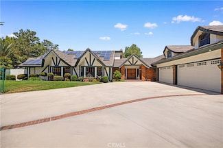2360 Oakleaf Canyon Rd, Walnut, CA 91789
