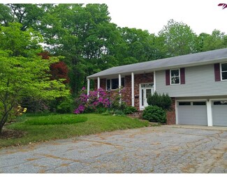 55 Crystal St, Paxton, MA 01612
