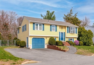 132 Elton Cir, Cranston, RI 02921