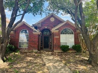 6513 White Oak Dr, Rowlett, TX 75089