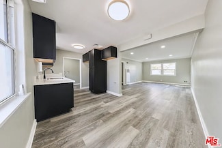 582 Venice Blvd Unit 2, Los Angeles, CA 90291