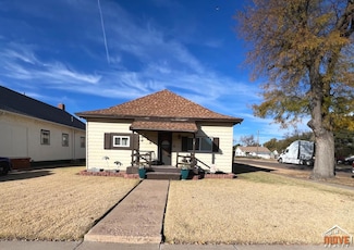 102 S Sherman Ave, Liberal, KS 67901