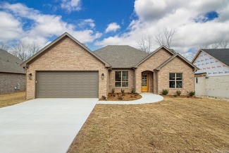 9256 Wooddale Dr, Sherwood, AR 72120
