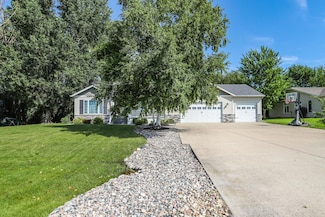 1311 Cossette Dr S, Fargo, ND 58104