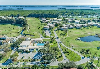 28 Pine Arbor Ln Unit 206, Vero Beach, FL 32962