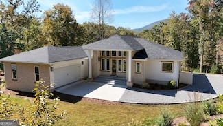 2125 Goat Neck Rd, Cleveland, GA 30528