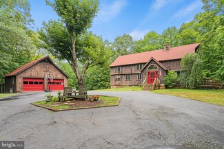 251 Lake Forest Dr, Fredericksburg, VA 22406