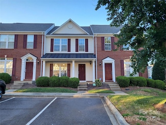 7945 Mariners Pointe Cir, Denver, NC 28037