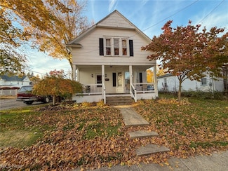 9 Prospect St, Lisbon, OH 44432
