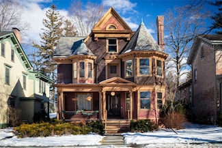 119 Academy St, Poughkeepsie, NY 12601