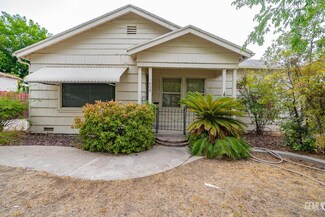 1605 Crestview Dr, Bakersfield, CA 93305