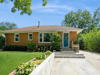 509 W Iowa Ave, Indianola, IA 50125