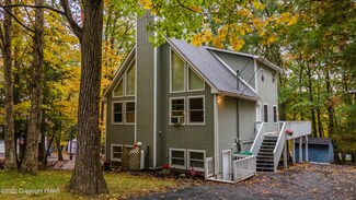 245 Hyland Dr, East Stroudsburg, PA 18301