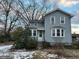 651 Maple Ave, Glenside, PA 19038